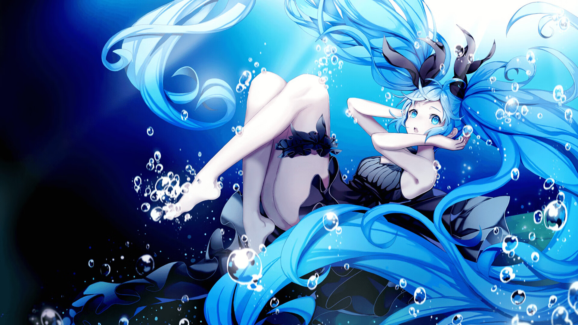 无星之王击溃银河战舰，库里沉默之战撕碎马刺，凡人篮球谱写最硬核赞歌